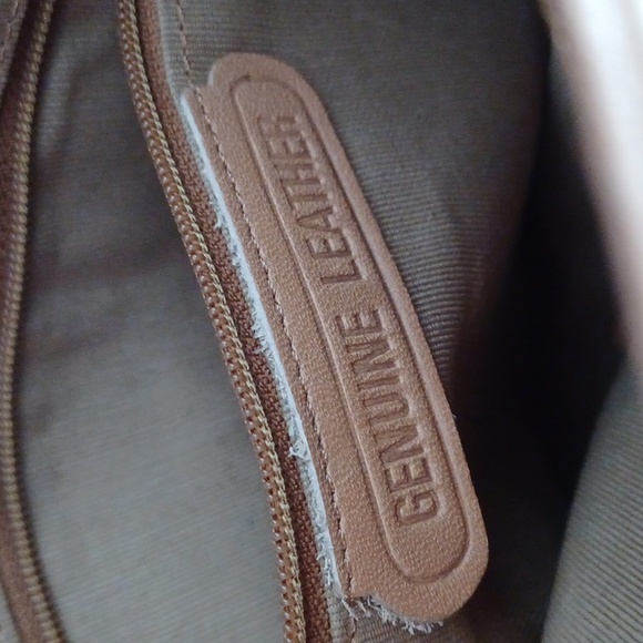 Vintage  leather  clutch - Picture 14 of 16